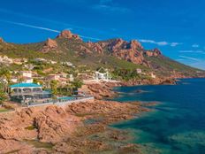 Prestigiosa villa di 224 mq in vendita, Agay, Francia