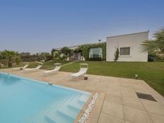 Prestigiosa villa di 290 mq in vendita Ostuni, Italia