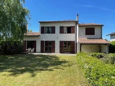 Casa di lusso in vendita a Le Haillan Nouvelle-Aquitaine Gironda