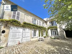 Prestigiosa casa di 350 mq in vendita Villers-Cotterêts, Nord-Passo di Calais-Piccardia