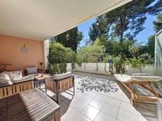 Prestigioso appartamento di 77 m² in vendita Cannes La Bocca, Cannes, Provenza-Alpi-Costa Azzurra