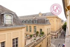 Appartamento in vendita a Beaubourg, Marais, Notre Dame - Ile de La Cité Île-de-France Parigi