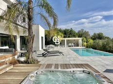 Villa in vendita a La Valette-du-Var Provenza-Alpi-Costa Azzurra Var