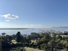 Prestigioso appartamento di 72 m² in vendita Cannes, Provenza-Alpi-Costa Azzurra