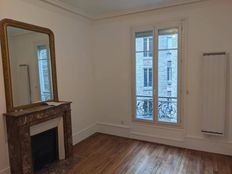 Appartamento di prestigio di 55 m² in affitto 151b Rue Marcadet, Montmartre, Abbesses, Grandes-Carrières, Parigi, Île-de-France