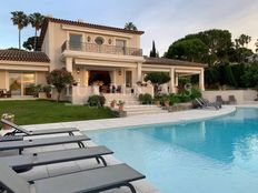 Villa in affitto mensile a Antibes Provenza-Alpi-Costa Azzurra Alpi Marittime