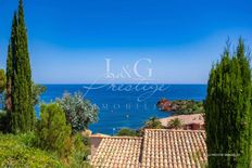 Prestigiosa casa in vendita Théoule-sur-Mer, Provenza-Alpi-Costa Azzurra