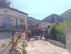 Casa di lusso di 182 mq in vendita Peille, Francia