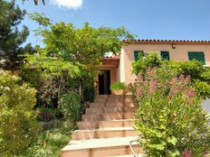 Villa in vendita a Saint-Maximin-la-Sainte-Baume Provenza-Alpi-Costa Azzurra Var