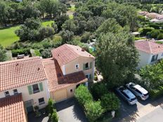 Villa in vendita a Roquebrune-sur-Argens Provenza-Alpi-Costa Azzurra Var