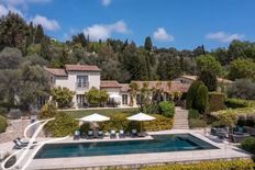 Casa di 420 mq in affitto Châteauneuf-Grasse, Provenza-Alpi-Costa Azzurra