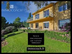 Esclusiva villa di 200 mq in vendita Carqueiranne, Francia