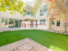 Villa in vendita a Dubai Dubai 