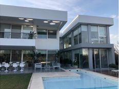 Prestigiosa casa di 528 mq in vendita General Rodríguez, Provincia de Buenos Aires