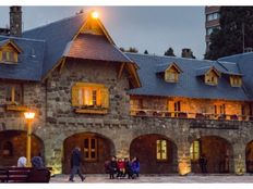 Albergo in vendita a San Carlos de Bariloche Río Negro Province Departamento de Bariloche