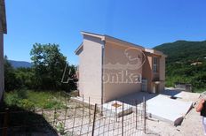 Casa Unifamiliare in vendita a Castelnuovo di Cattaro Herceg Novi 