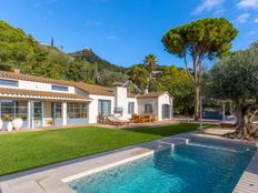 Prestigiosa villa di 592 mq in vendita, Cabrera de Mar, Catalogna