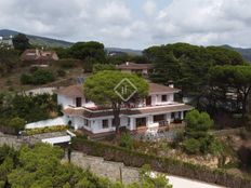 Prestigiosa villa di 414 mq in vendita Sant Cebrià de Vallalta, Catalogna