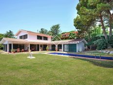 Villa di 413 mq in vendita Sant Vicenç de Montalt, Catalogna