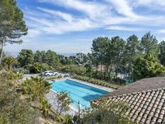 Villa in vendita Cerdanyola del Vallès, Spagna