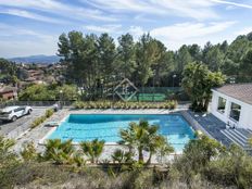 Villa in vendita a Cerdanyola del Vallès Catalogna Província de Barcelona