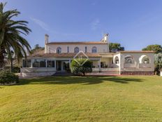 Prestigiosa villa di 872 mq in vendita Pozuelo de Alarcón, Spagna