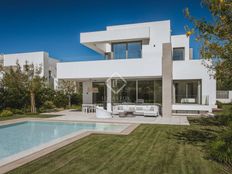 Prestigiosa villa di 732 mq in vendita Estepona, Spagna