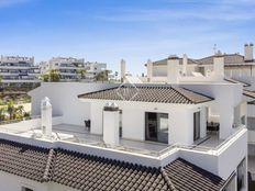 Appartamento di lusso di 194 m² in vendita Estepona, Andalusia