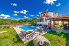 Villa in vendita a Parenzo Istria Grad Poreč