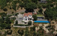 Villa in vendita a Jesenice Split-Dalmatia Dugi Rat Općina