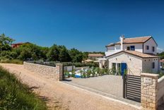 Villa in vendita a Parenzo Istria Grad Poreč