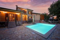 Villa in vendita a Parenzo Istria Grad Poreč