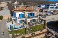 Villa in vendita a Cirquenizza Primorsko-Goranska Grad Crikvenica