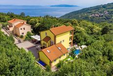 Villa in vendita a Matulji Primorsko-Goranska Matulji