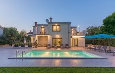 Villa in vendita a Parenzo Istria Grad Poreč