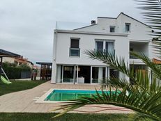 Villa in vendita a Parenzo Istria Grad Poreč