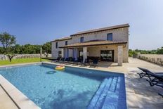 Villa in vendita a Kanfanar Istria Kanfanar