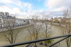 Appartamento di prestigio di 83 m²  Beaubourg, Marais, Notre Dame - Ile de La Cité, Parigi, Île-de-France