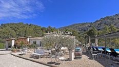 Casa di lusso in vendita Fontaine-de-Vaucluse, Francia