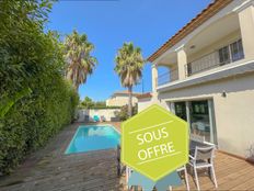 Villa in vendita a Mauguio Occitanie Hérault