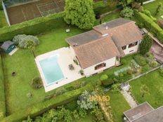 Villa in vendita a Genas Alvernia-Rodano-Alpi Rhône