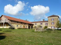 Villa in vendita a Mirande Occitanie Gers