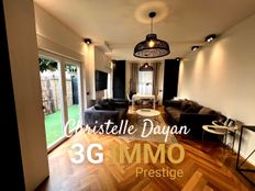 Villa di 79 mq in vendita La Varenne-Saint-Hilaire, Île-de-France