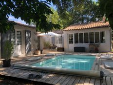 Villa in vendita a Les Mathes Nouvelle-Aquitaine Charente-Maritime