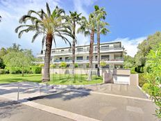 Prestigioso appartamento di 81 m² in vendita Antibes, Provenza-Alpi-Costa Azzurra