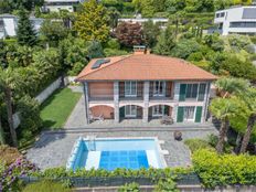 Villa in vendita a Collina d\'Oro Ticino Lugano