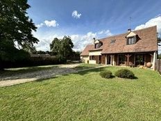 Casa di lusso in vendita a Le Vaudoué Île-de-France Seine-et-Marne