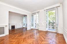 Appartamento di prestigio di 98 m² in affitto Tour Eiffel, Invalides – Ecole Militaire, Saint-Thomas d’Aquin, Francia