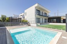 Esclusiva villa di 266 mq in vendita Almada, Portogallo