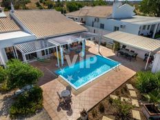 Villa in vendita a Albufeira e Olhos de Água Distrito de Faro Albufeira